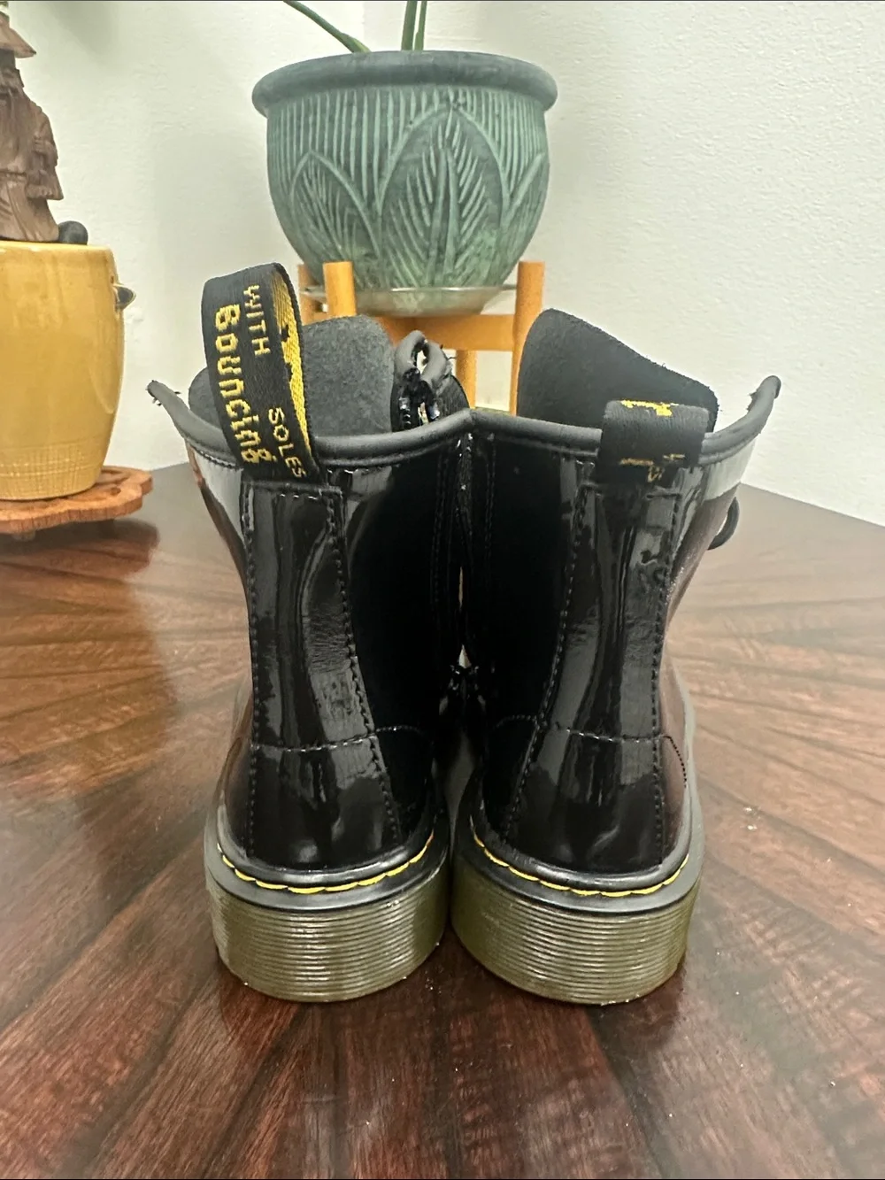 Dr. Martens Kids Black Patent Lace-Up 1460 Boots